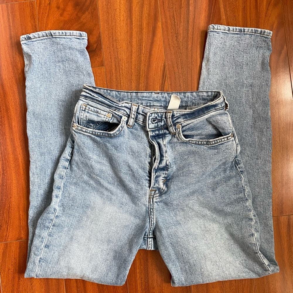 H&M light wash high waisted straight leg jeans